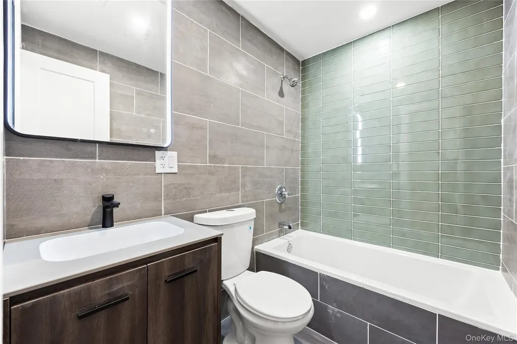 463 143rd Street Bronx NY 10454