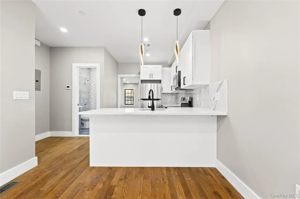 463 143rd Street Bronx NY 10454