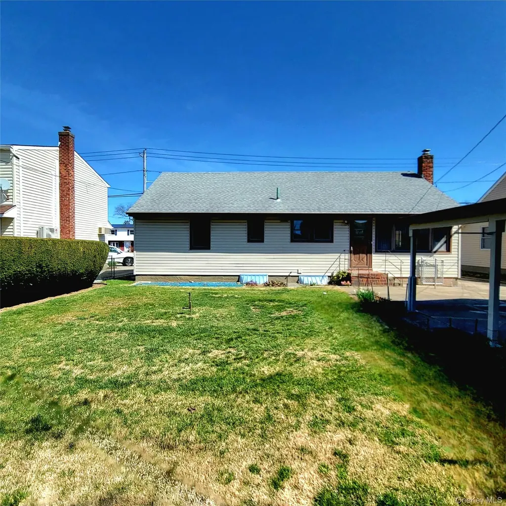 3030 N Jerusalem Road Wantagh NY 11793