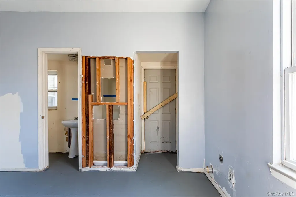14 Dongan Street Staten Island NY 10310