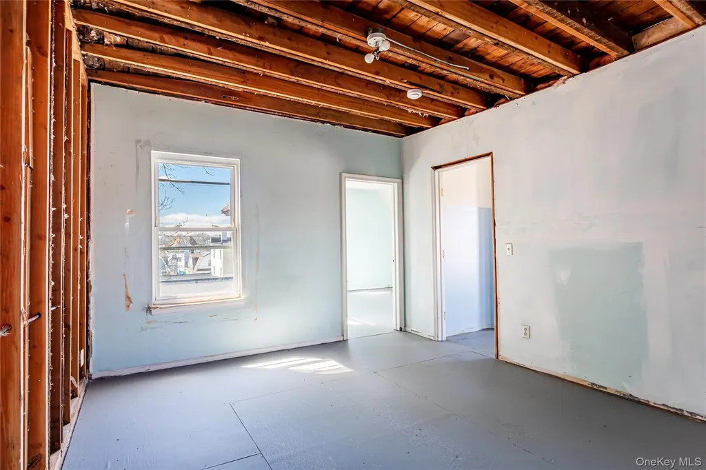 14 Dongan Street Staten Island NY 10310