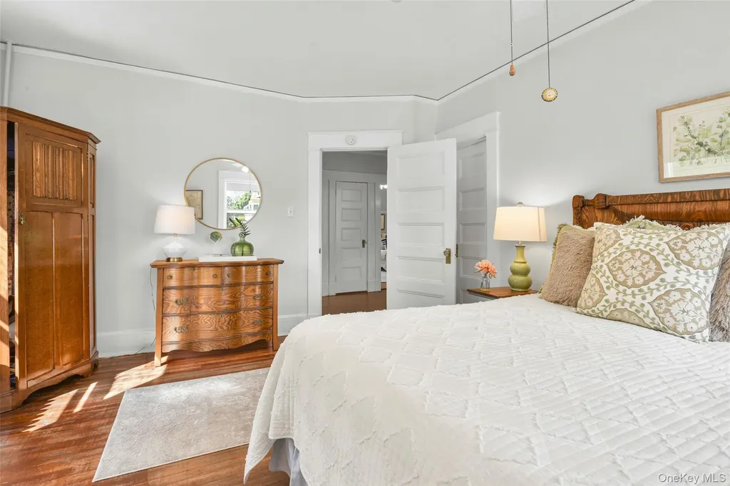 210 Beach Avenue Mamaroneck NY 10543