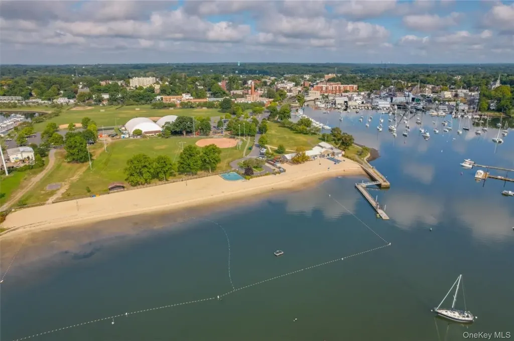 210 Beach Avenue Mamaroneck NY 10543