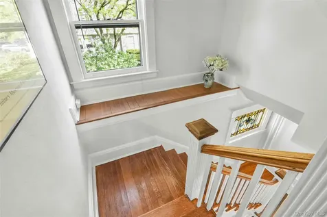 210 Beach Avenue Mamaroneck NY 10543