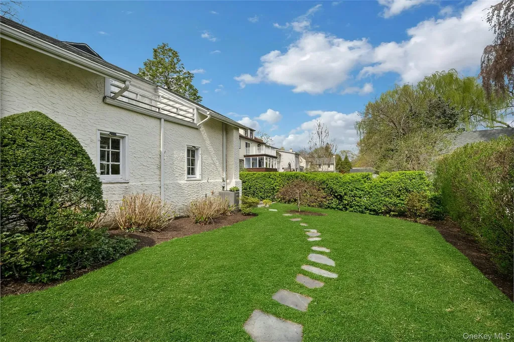 5 Witherbee Avenue Pelham NY 10803