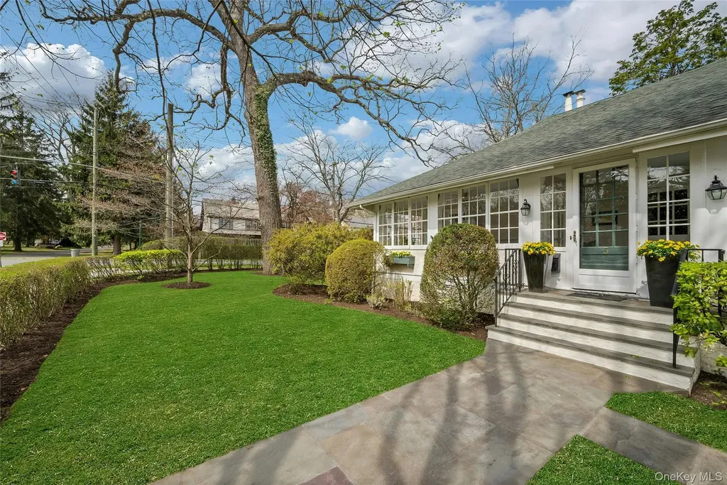 5 Witherbee Avenue Pelham NY 10803