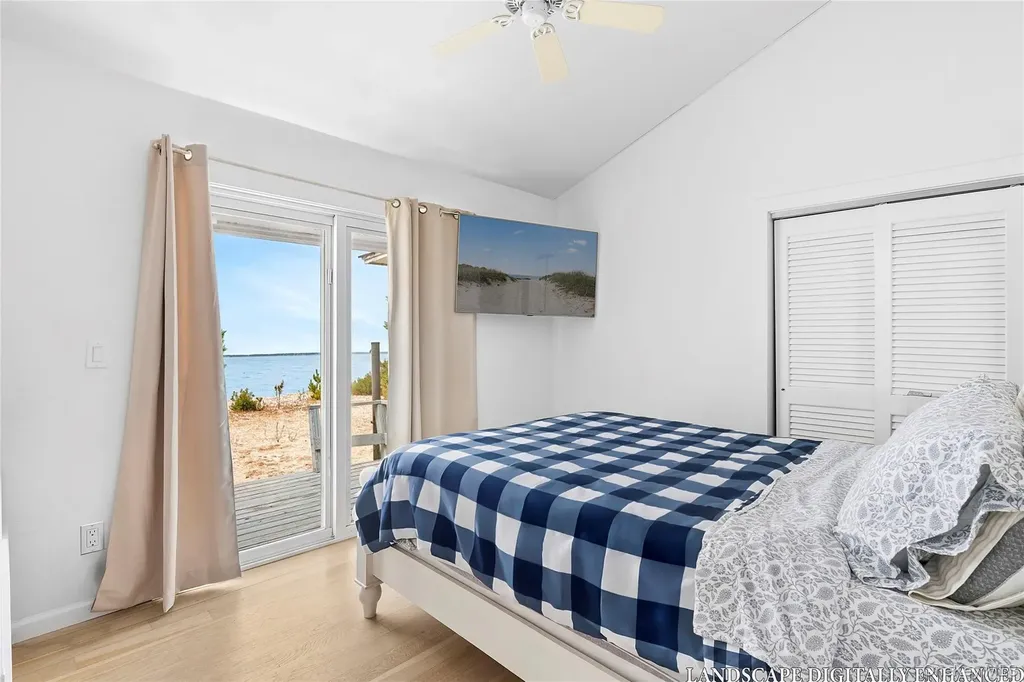 21 E Shore Drive Southampton NY 11968