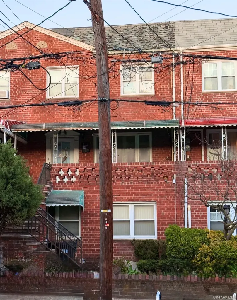 673 E 57th Street Brooklyn NY 11234