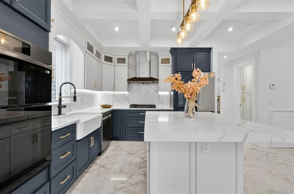 14-05 133rd Place Flushing NY 11356