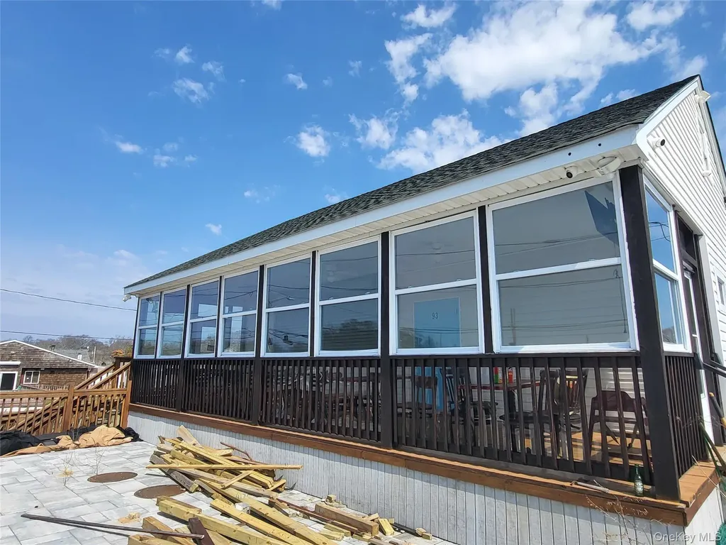 93 Riviera Drive E Mastic Beach NY 11951