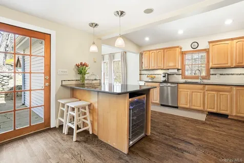 21 Barger Street Putnam Valley NY 10579