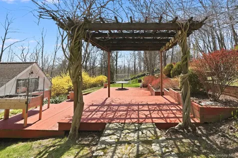 21 Barger Street Putnam Valley NY 10579