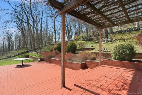 21 Barger Street Putnam Valley NY 10579