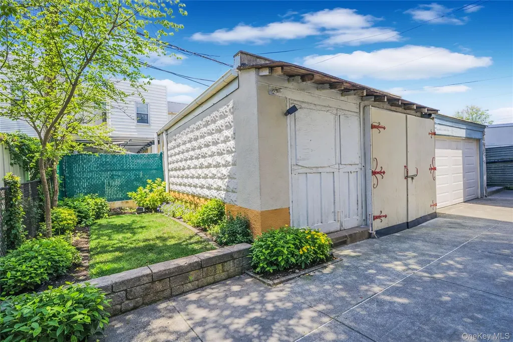 2015 66th Street Brooklyn NY 11204