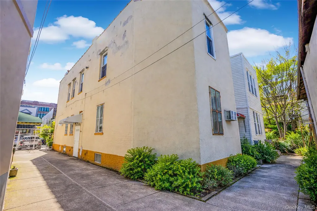 2015 66th Street Brooklyn NY 11204