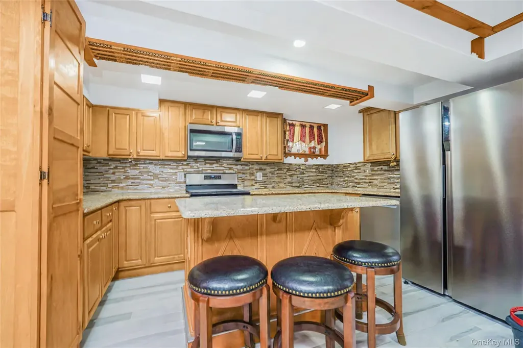 2015 66th Street Brooklyn NY 11204
