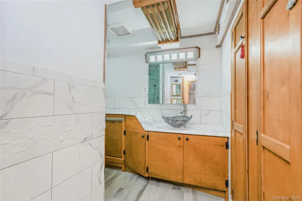 2015 66th Street Brooklyn NY 11204
