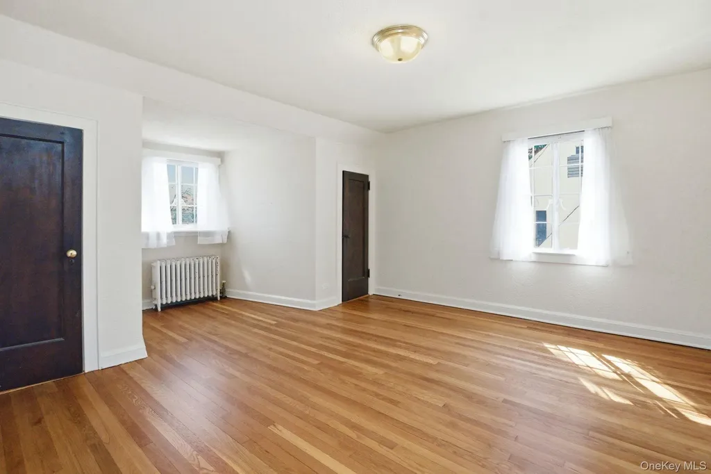 5 Seymour Place White Plains NY 10605