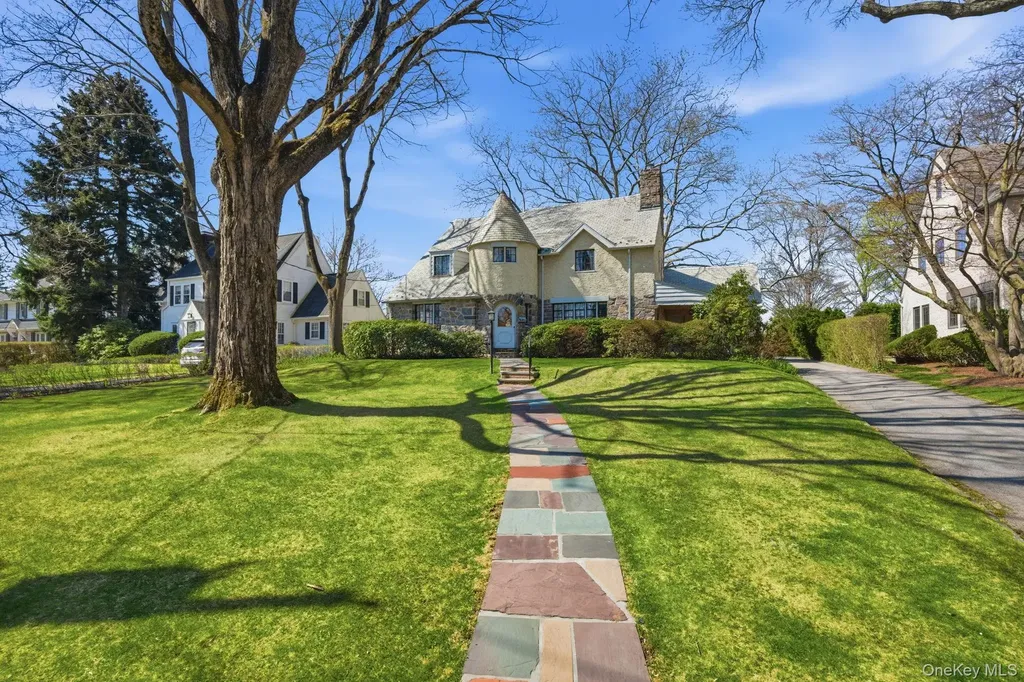 5 Seymour Place White Plains NY 10605