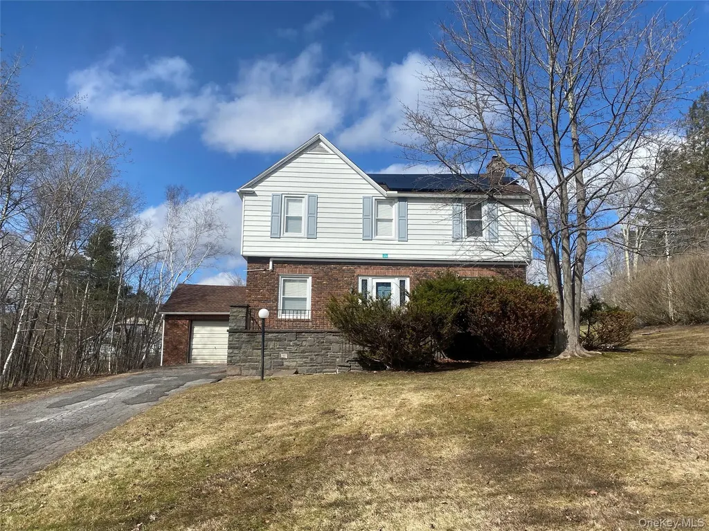 5898 Main Street Tannersville NY 12485