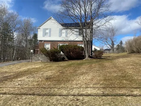 5898 Main Street Tannersville NY 12485