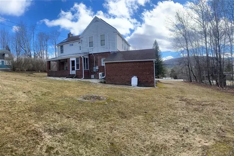 5898 Main Street Tannersville NY 12485