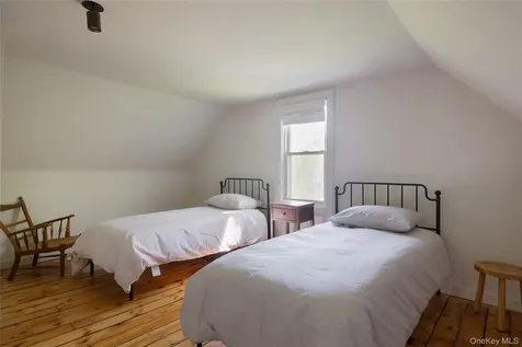 1777 Route 9g Staatsburg NY 12580