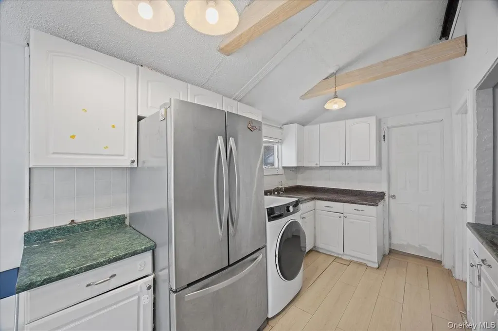 57 Pennyfield Camp Bronx NY 10465
