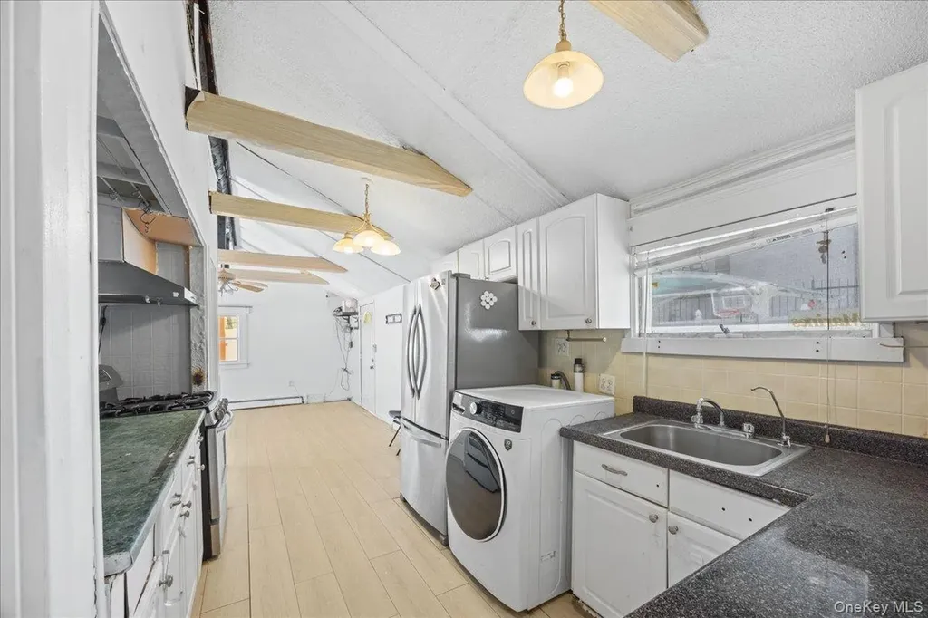 57 Pennyfield Camp Bronx NY 10465