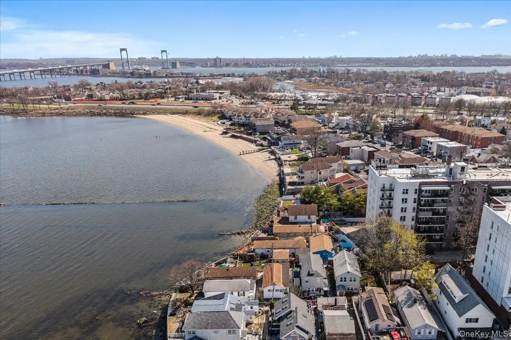 57 Pennyfield Camp Bronx NY 10465