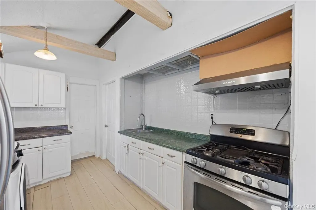 57 Pennyfield Camp Bronx NY 10465