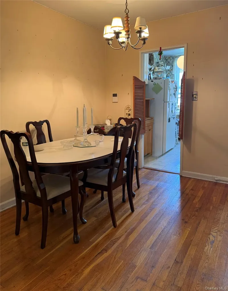 1425 Thieriot Avenue Bronx NY 10460