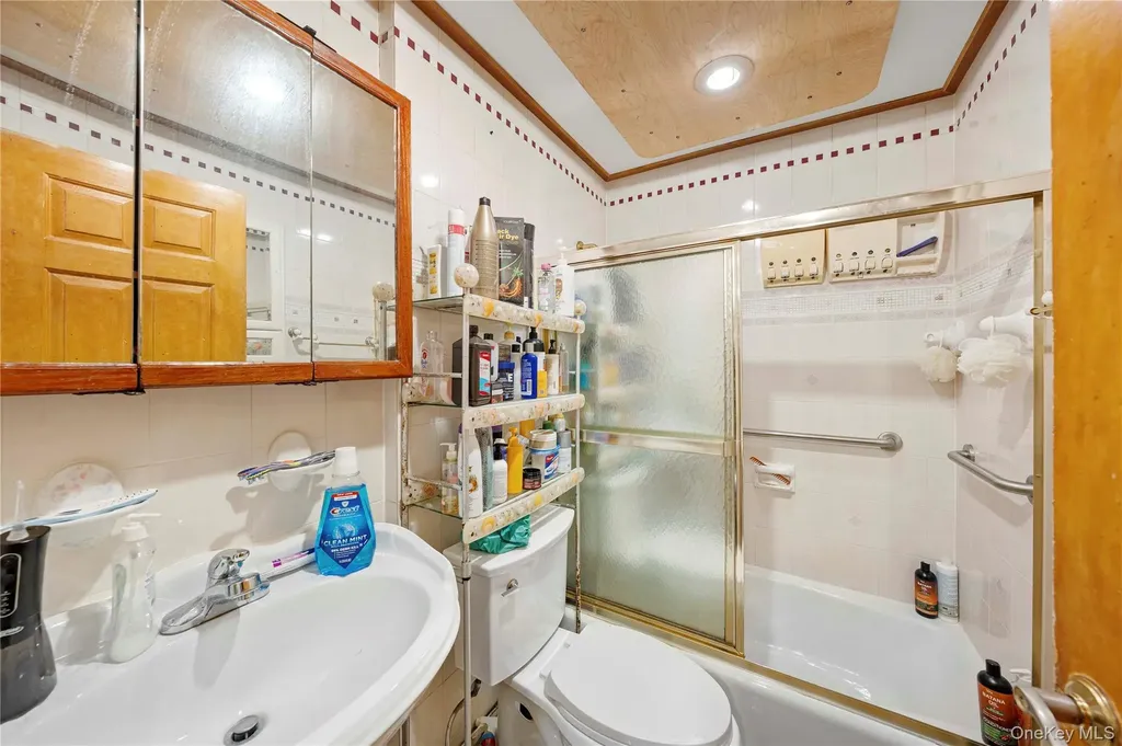 9037 77th Street Woodhaven NY 11421