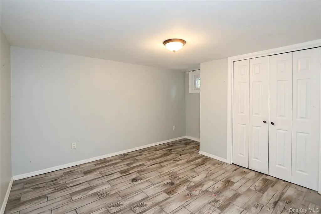 489 Emory Road Mineola NY 11501