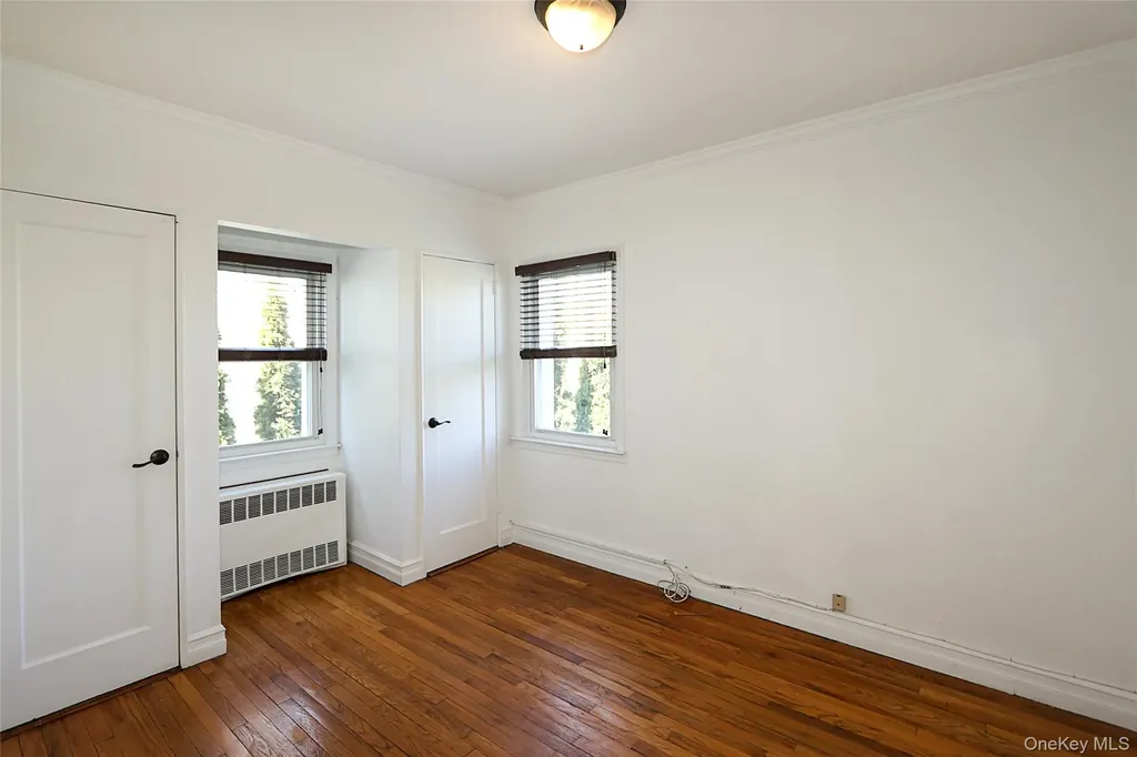 489 Emory Road Mineola NY 11501
