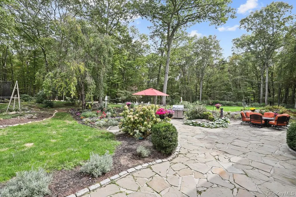 33 Peters Lane Pound Ridge NY 10576