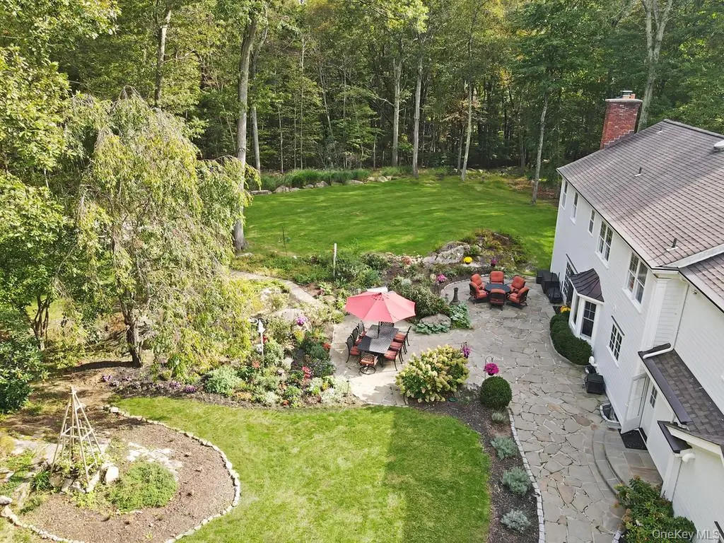33 Peters Lane Pound Ridge NY 10576
