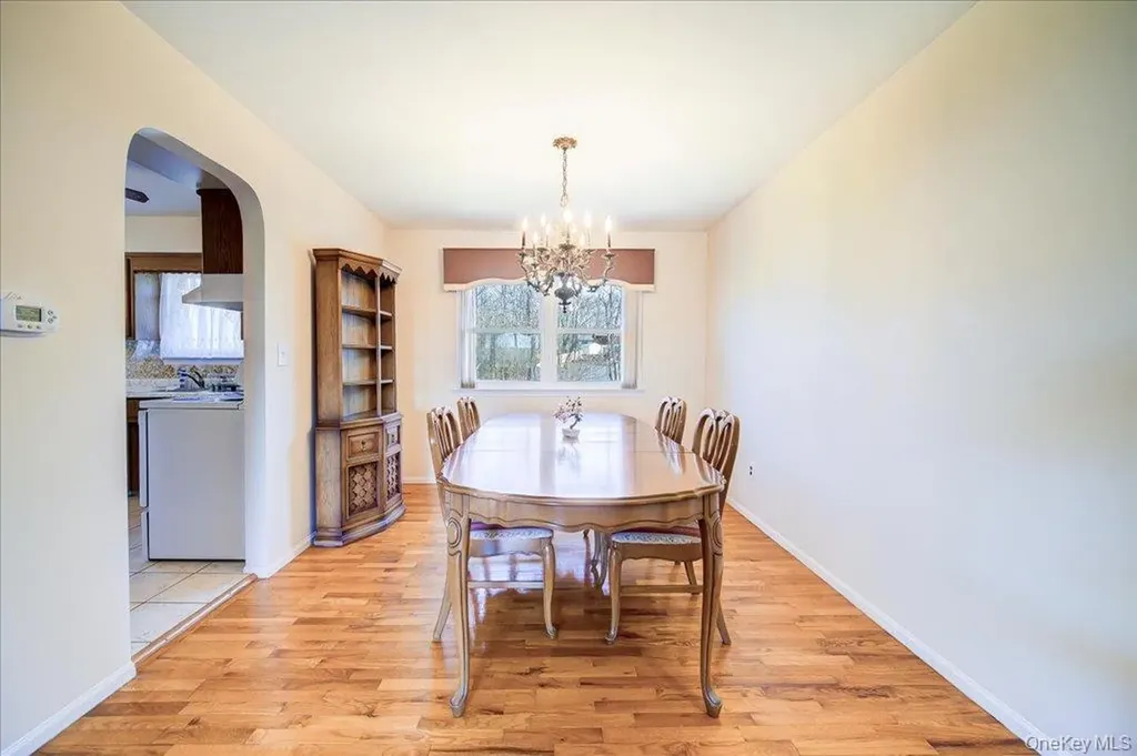 17 Ross Lane Middletown NY 10941