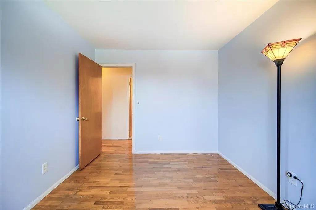 17 Ross Lane Middletown NY 10941
