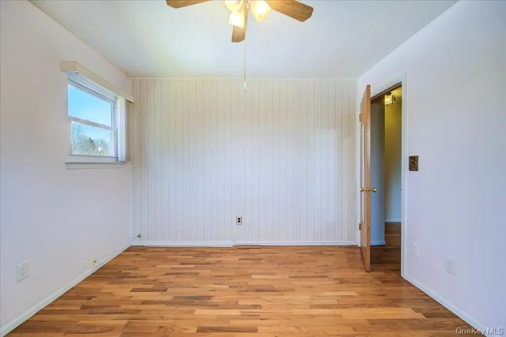 17 Ross Lane Middletown NY 10941