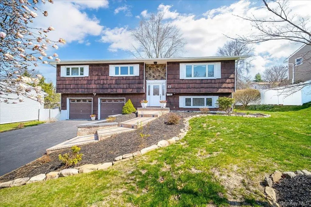 17 Ross Lane Middletown NY 10941
