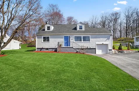 3510 Overlook Avenue Yorktown Heights NY 10598
