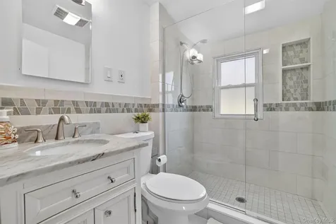 3510 Overlook Avenue Yorktown Heights NY 10598