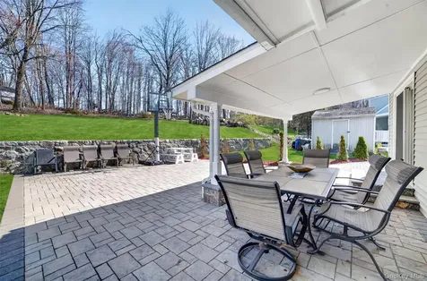 3510 Overlook Avenue Yorktown Heights NY 10598