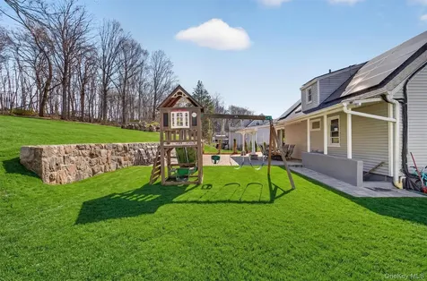 3510 Overlook Avenue Yorktown Heights NY 10598