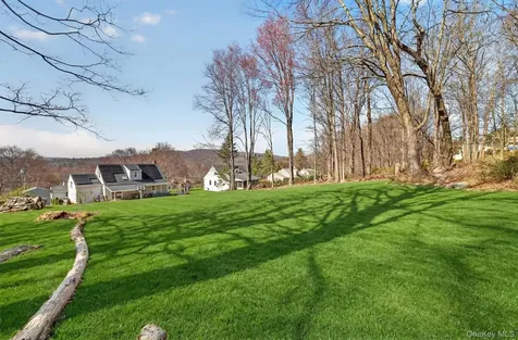 3510 Overlook Avenue Yorktown Heights NY 10598