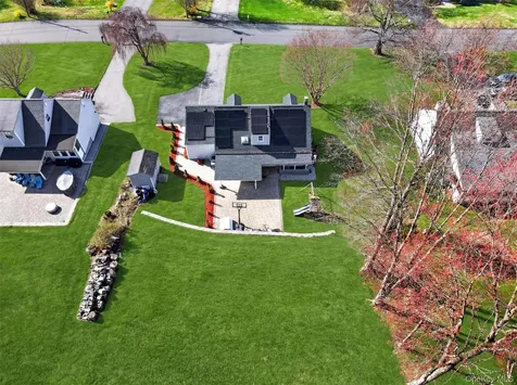 3510 Overlook Avenue Yorktown Heights NY 10598
