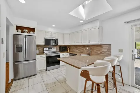 3510 Overlook Avenue Yorktown Heights NY 10598