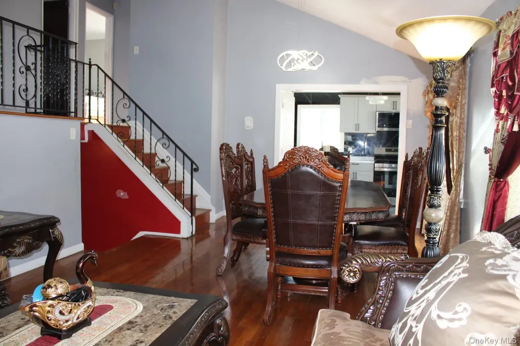 19 South Lane Huntington NY 11743