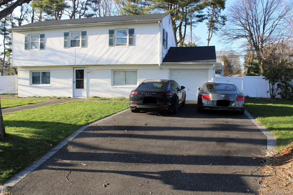 19 South Lane Huntington NY 11743